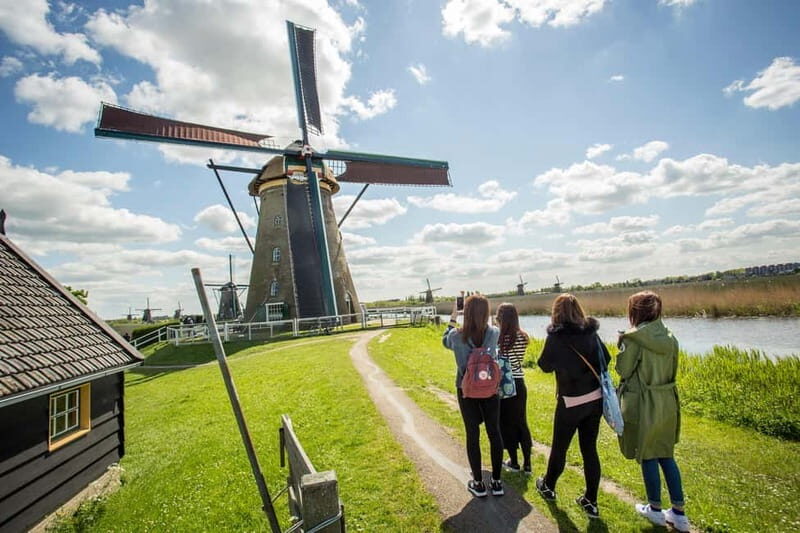 Brussels: Holland Keukenhof & Kinderdijk Guided Day Tour - Who Should Consider This Tour?