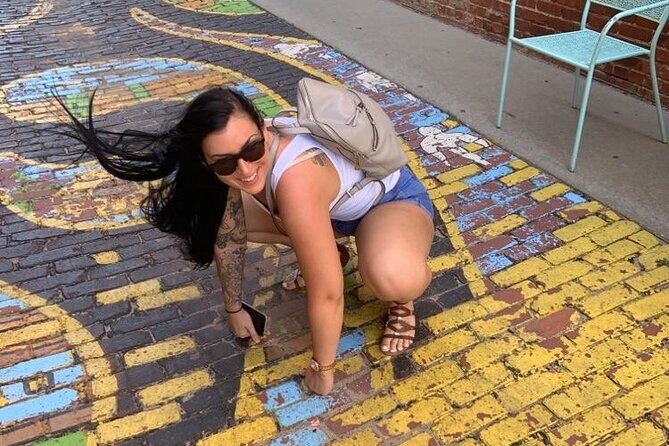 Explore Des Moines with a Unique Scavenger Hunt by Operation City Quest - How Does the Tour Work?