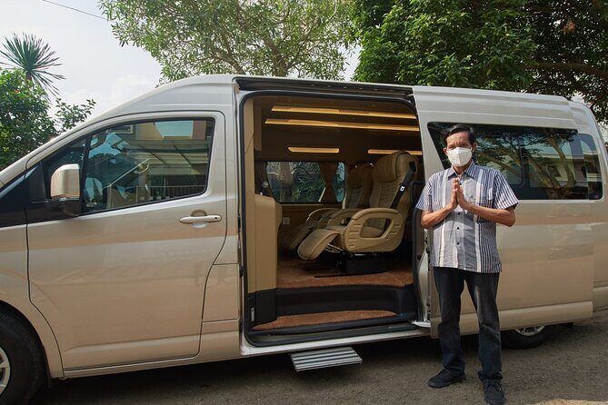 Private Transfer from Kaohsiung Airport (KHH) to Kaohsiung Port - The Booking Process and Flexibility