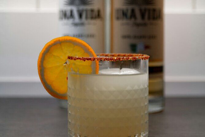 Salsa Class with Mezcalita Workshop & Mexican Dinner in Tulum