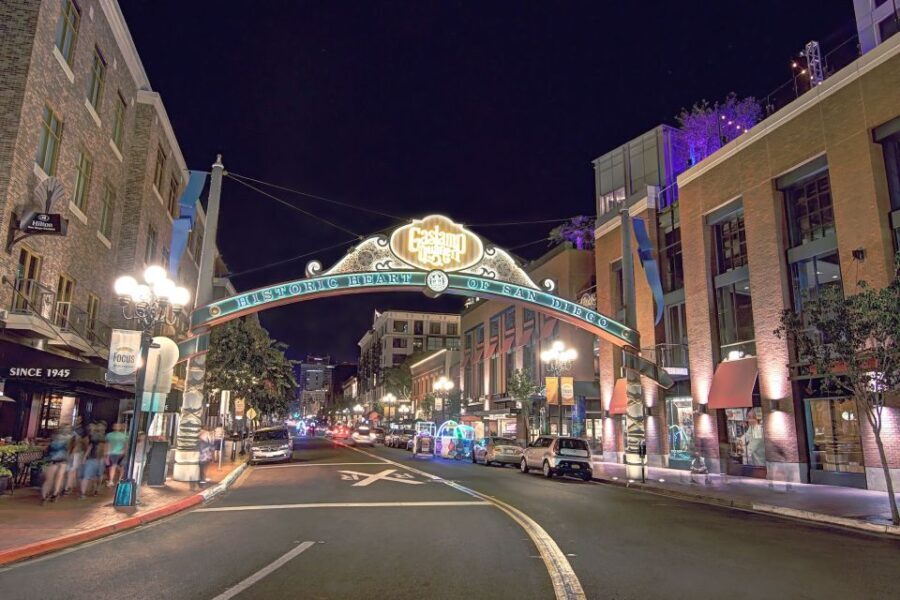 San Diego: City Lights Night Trolley Tour - Transportation and Group Experience