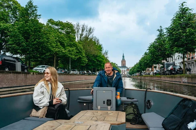 The Hague: Canal Cruise with music from local artists - The Musical Element: A Cultural Soundtrack